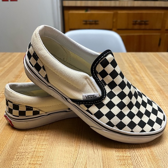 Vans Other - Vans Checkerboard Slipons Size 2.5 Kids